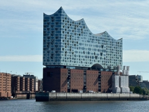 HH43